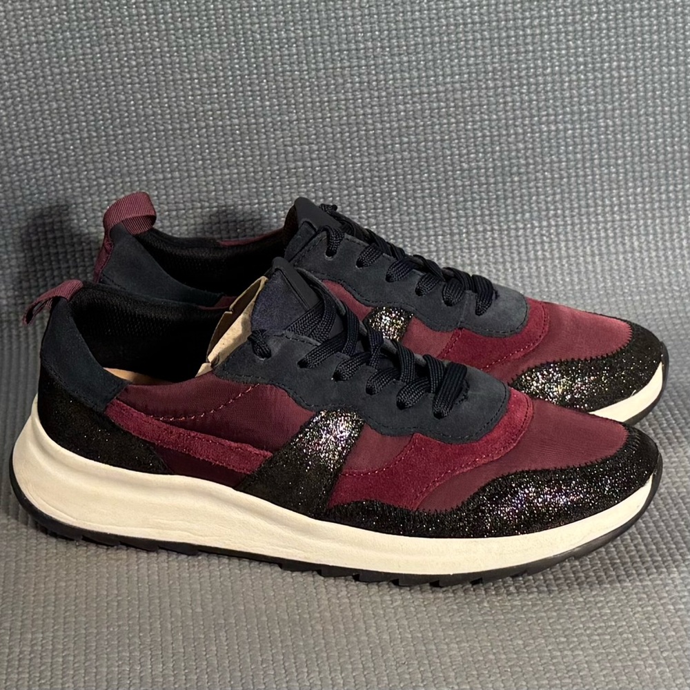 Clarks Women’s Dash Lite Jazz‎ Sneakers Dark Purple Size 9.5
